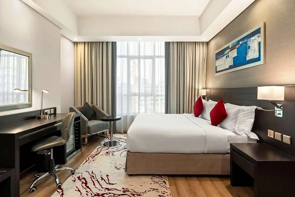 Ramada Dubai Barsha Heights Hotel 0*,